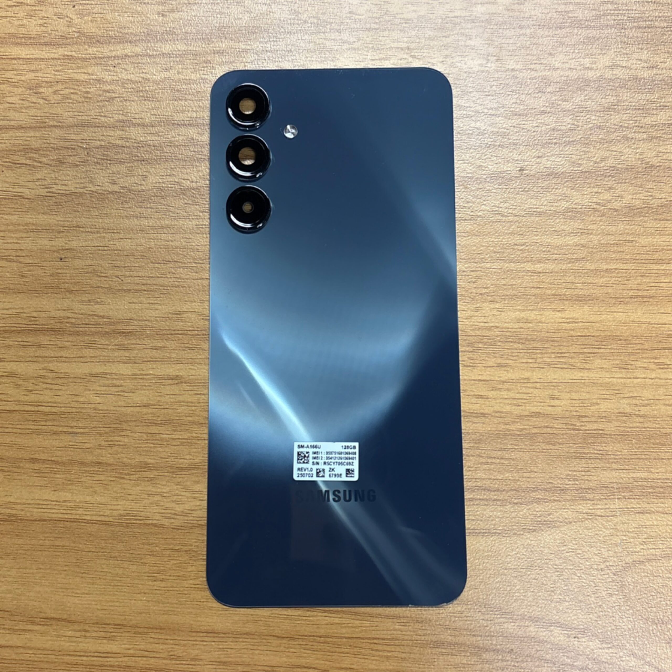 OEM Samsung Galaxy A16 5G SM-A166U1 Back Battery Door Cover + Camera Lens A+ ✅ OEM Samsung Galaxy A16 5G SM-A166U1 Back Battery Door Cover + Camera Lens A+ ✅ - Image 1